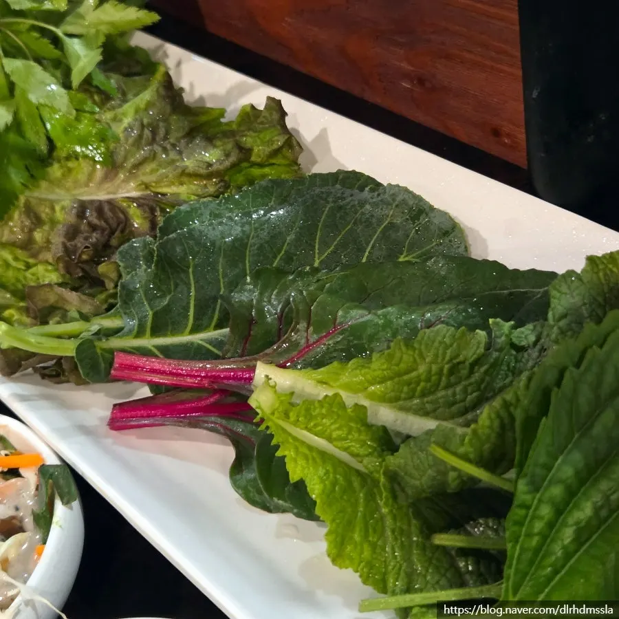 Tray with several kinds of wrap vegetables