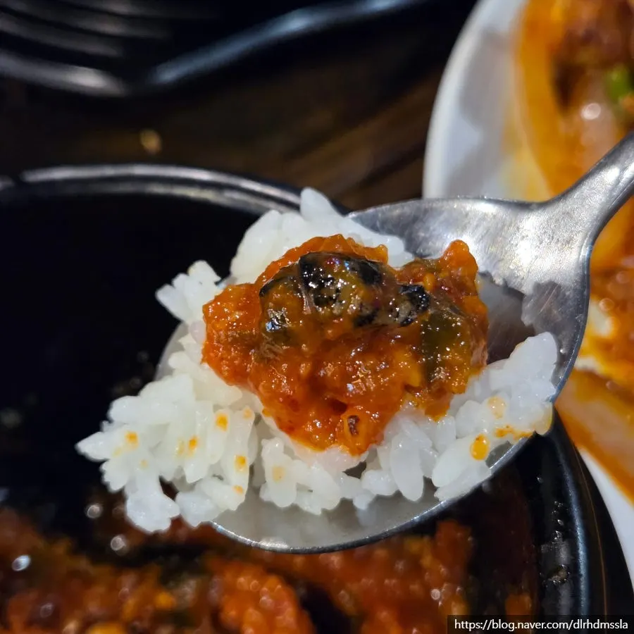Rice paired with seafood ssamjang