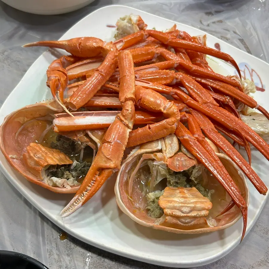 A plate of steamed red crab at Dongnam Hoe Sikdang