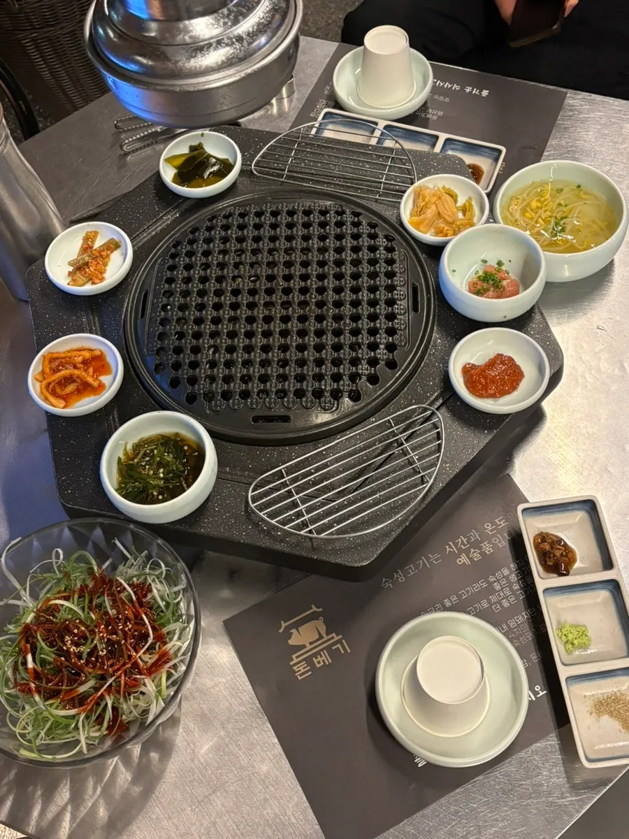 Basic side dish spread set out after ordering