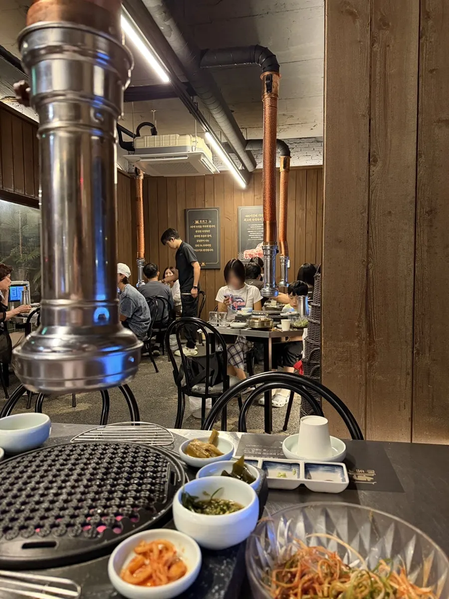혼밥하기 좋은 고기집 테이블 자리