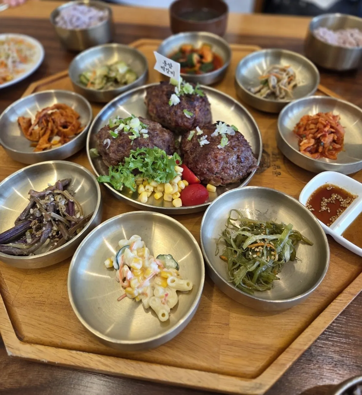 기본 동암떡갈비 한 접시