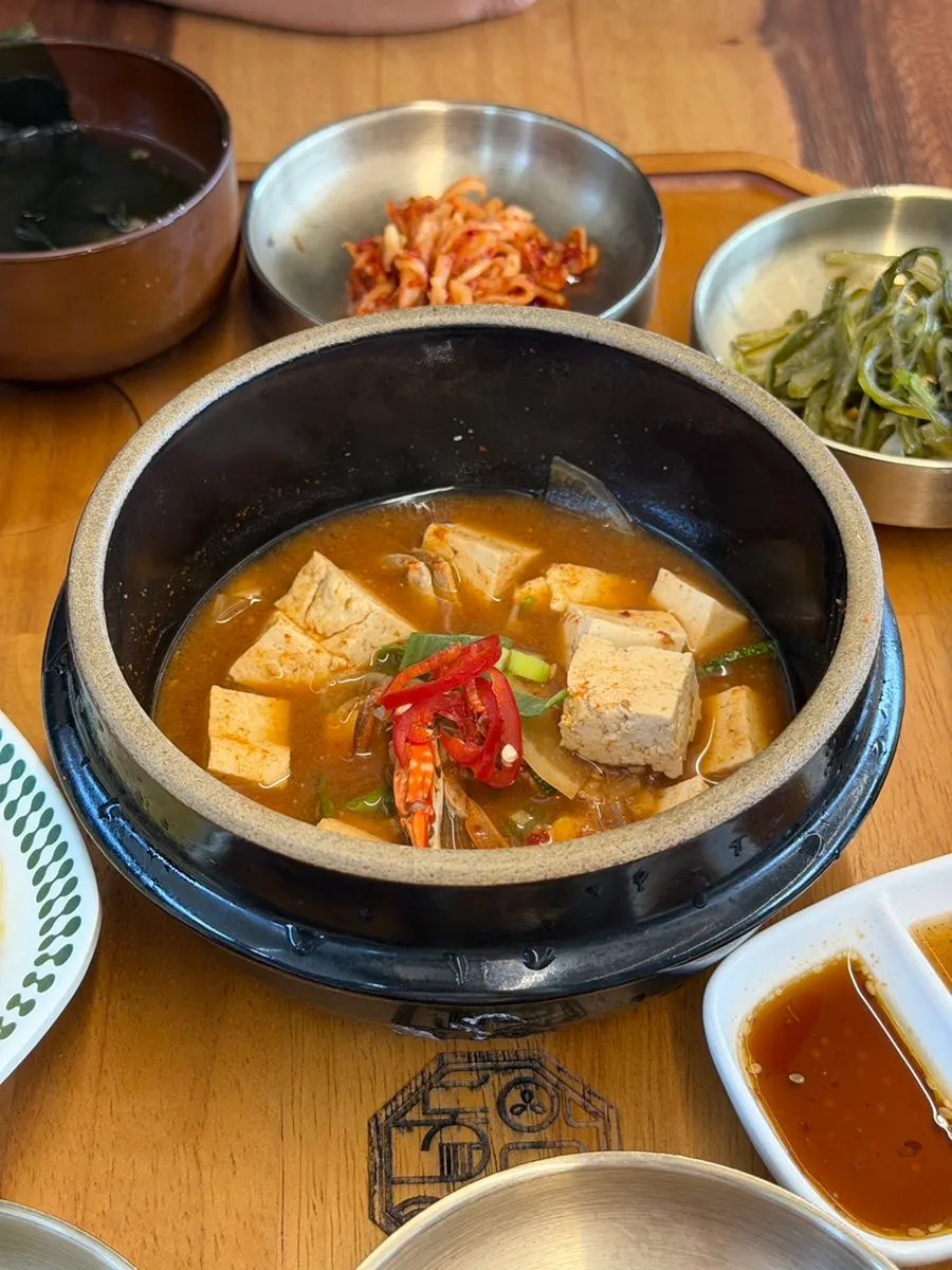 꽃게가 들어간 된장찌개