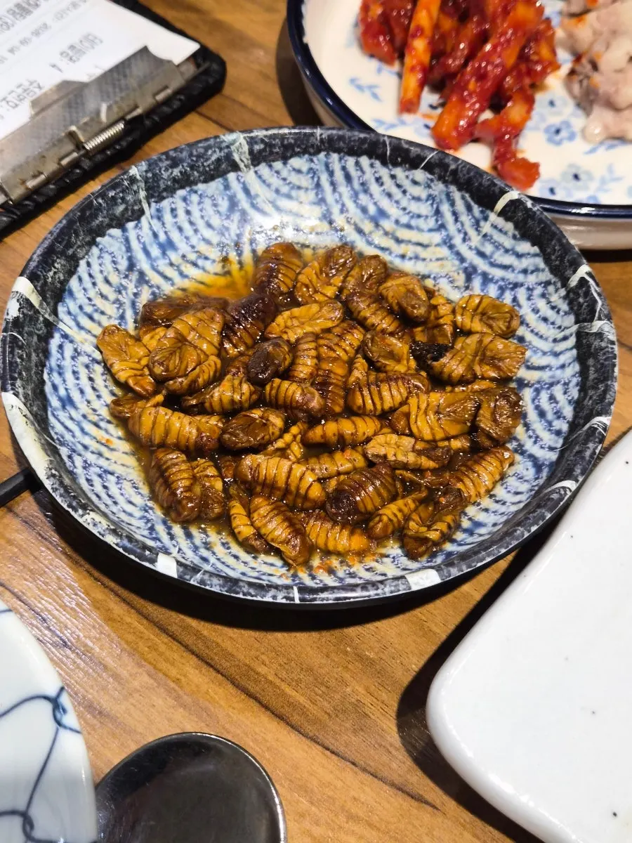 Basic banchan side dishes at Donghae Bada Hoetjip