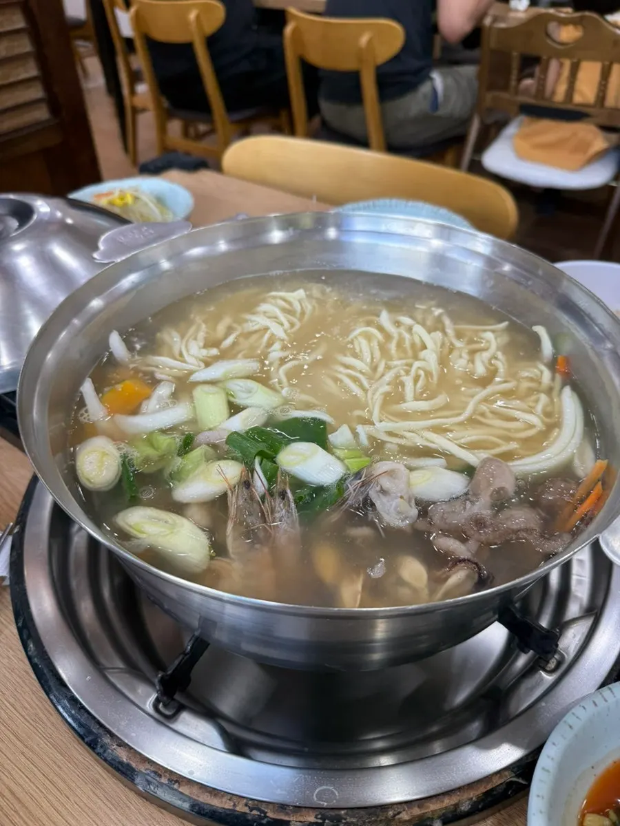 Food from a visit to Baekcheongu Kalguksu Yongin Dongbaek Branch