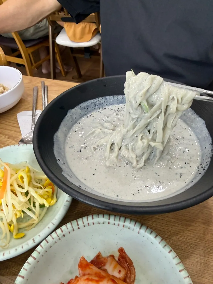 Food from a visit to Baekcheongu Kalguksu Yongin Dongbaek Branch