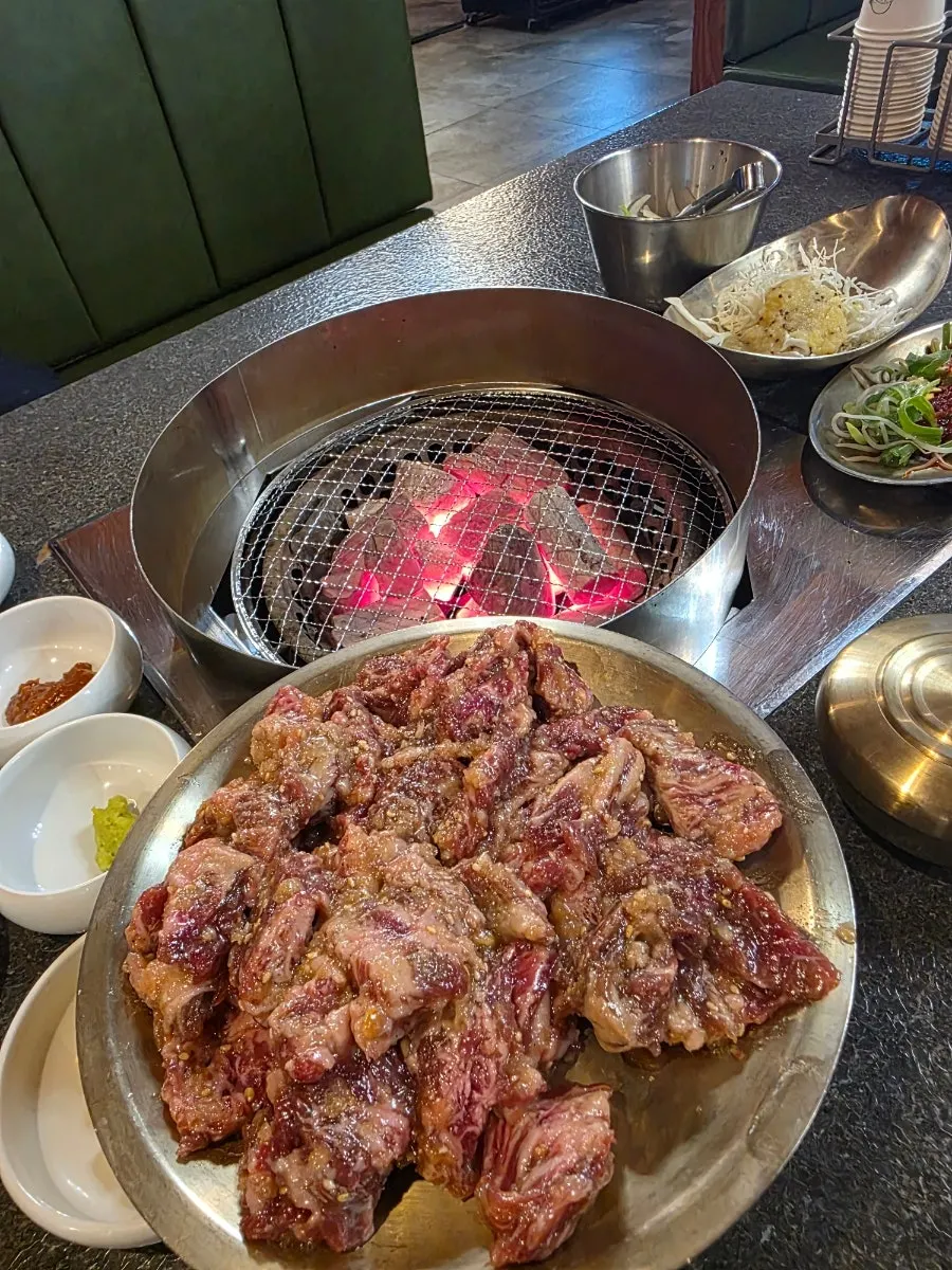 Plate of raw Suwon-style marinated hwangjesal, 600g