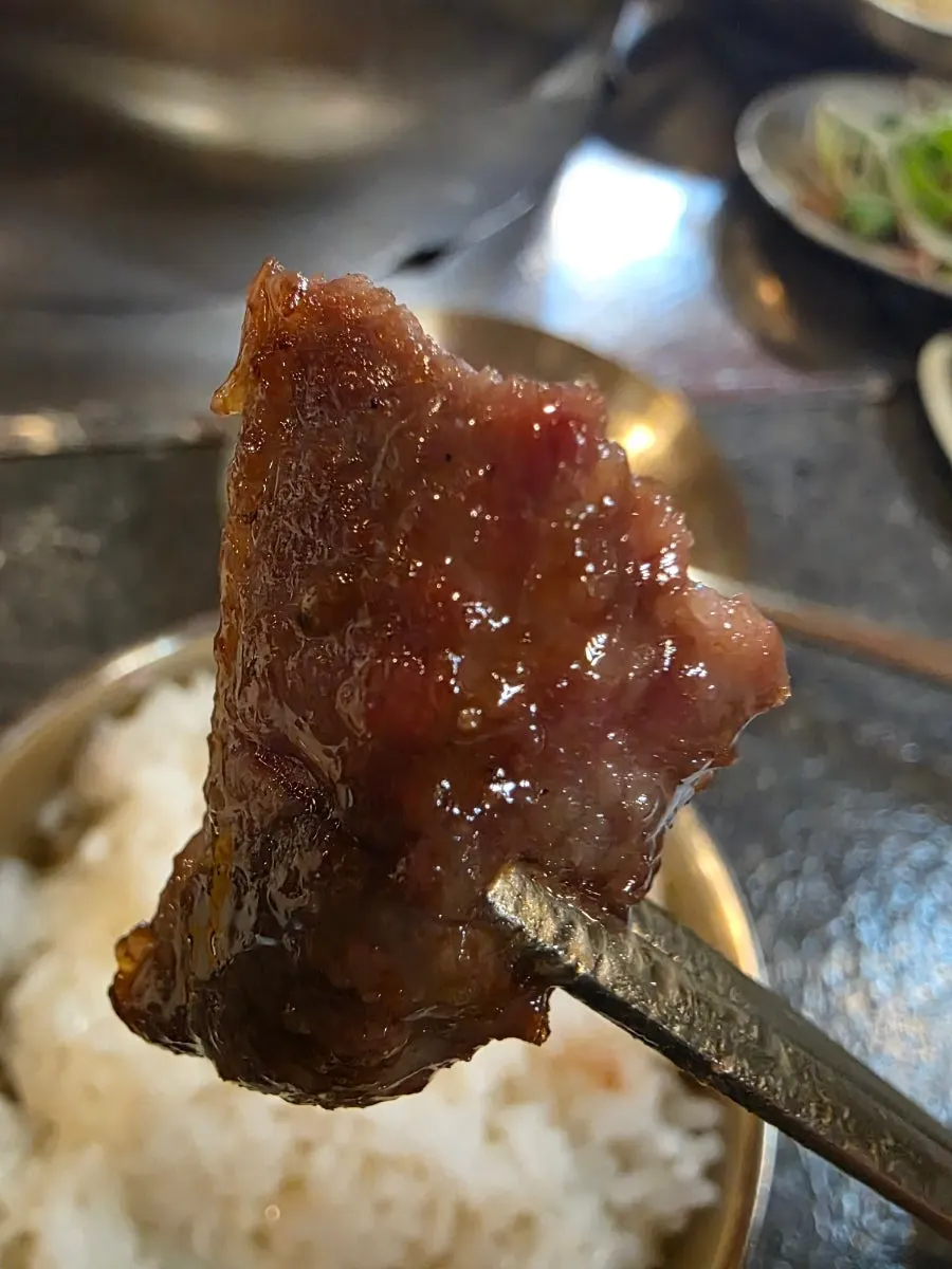 Grilled marinated galbi with dipping sauce
