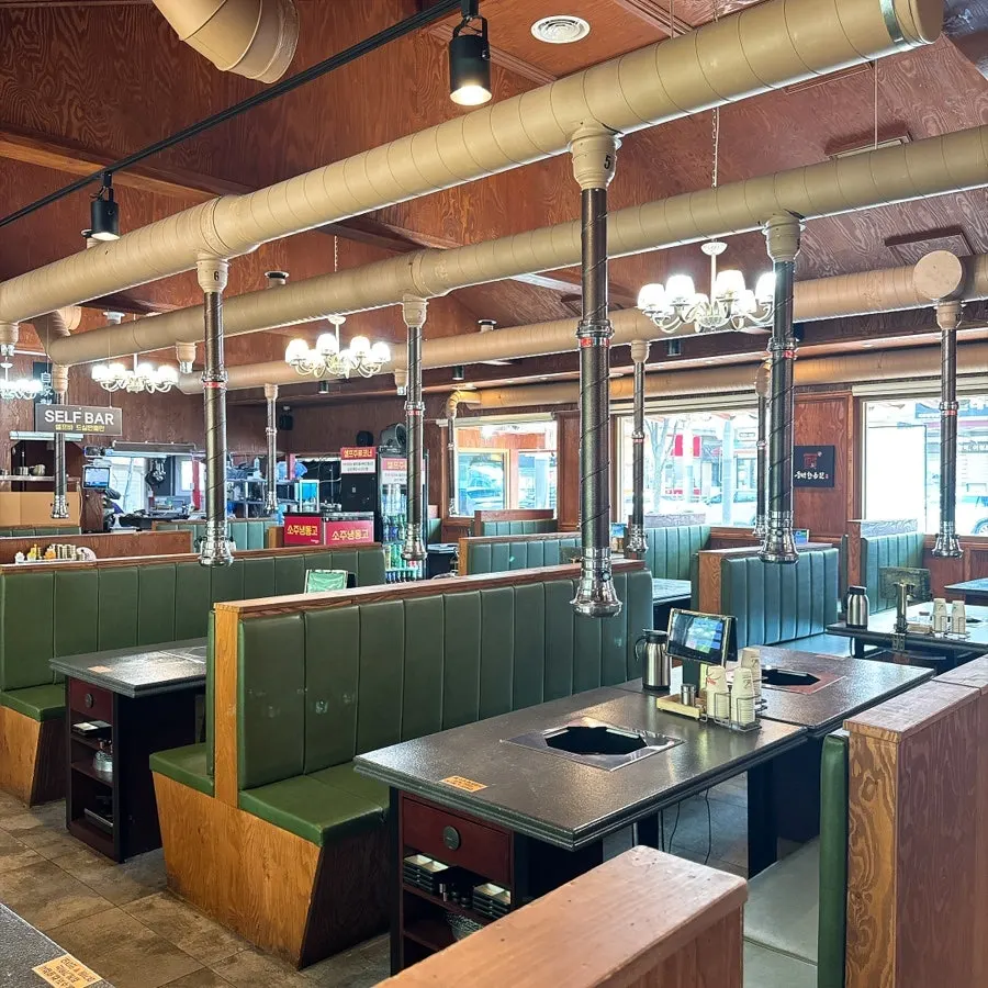 Wide tables and long bench seating