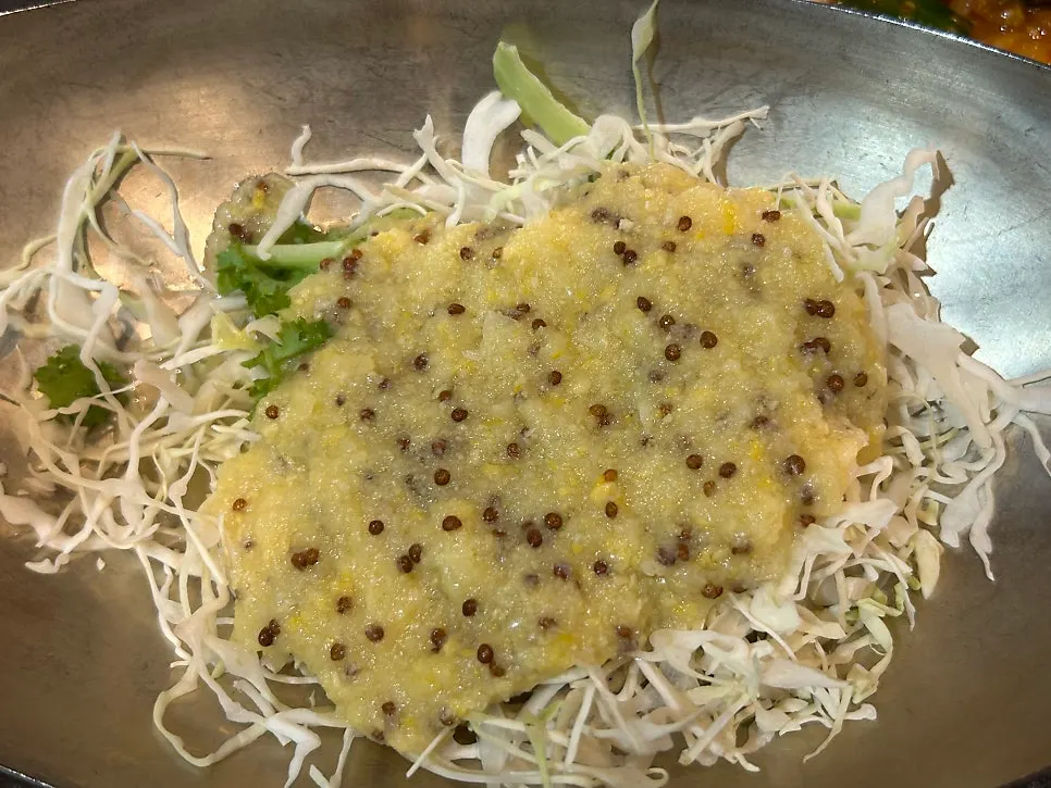 Side dishes served with the meal