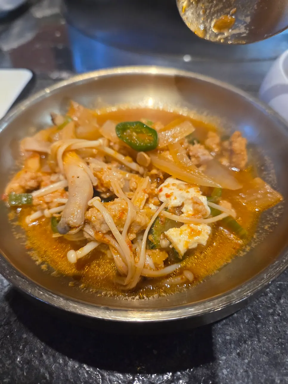 된장찌개와 밥 한 상