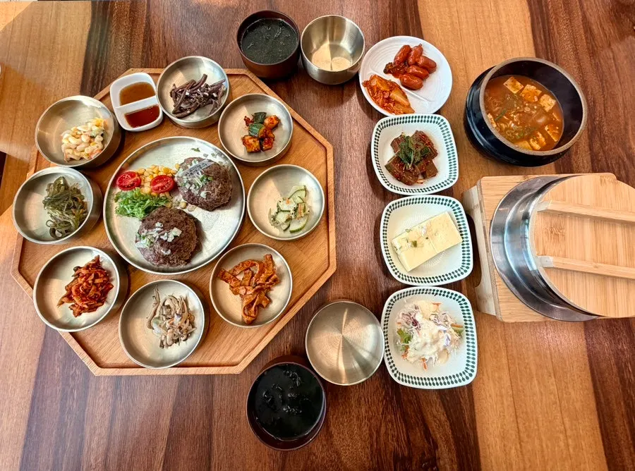 Full spread of the tteokgalbi set meal