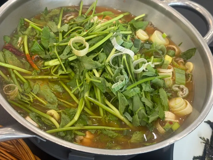 Table setting with sirloin, vegetables, and half-and-half noodle choice