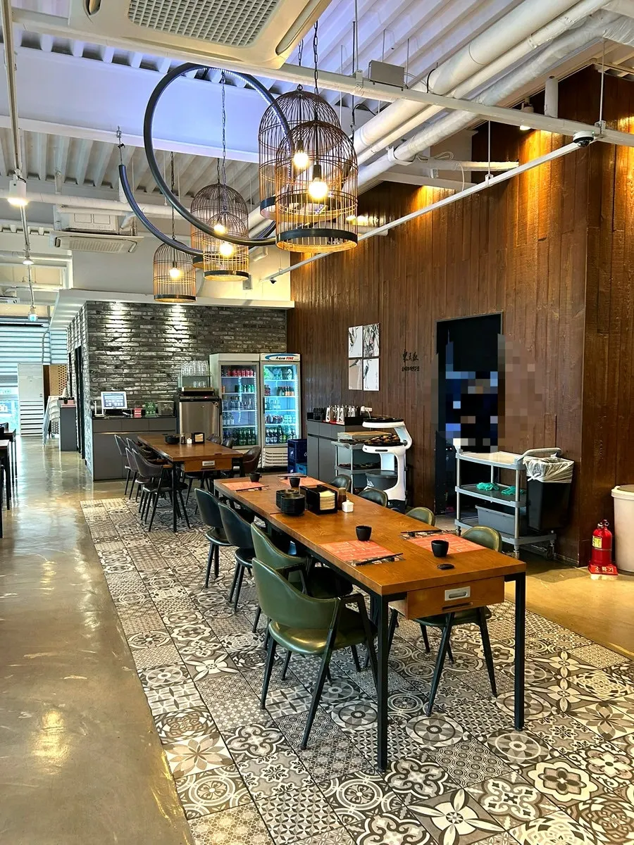 Dessert coffee corner set up at Dongcheonhong Bongdam Branch