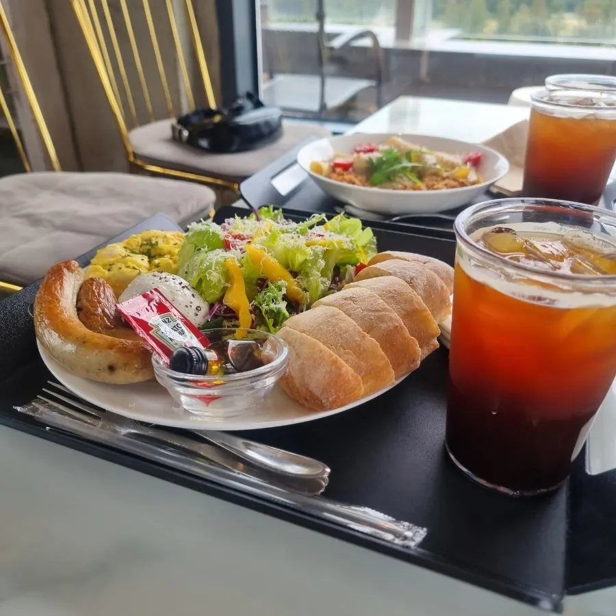 Hands House Brunch Set and pasta