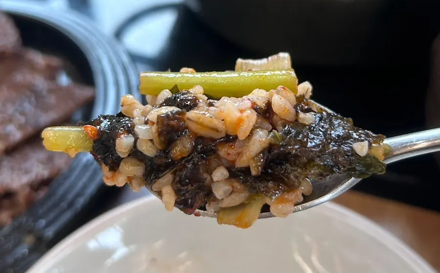 Pre-meal bibimbap mixed with yeolmu kimchi