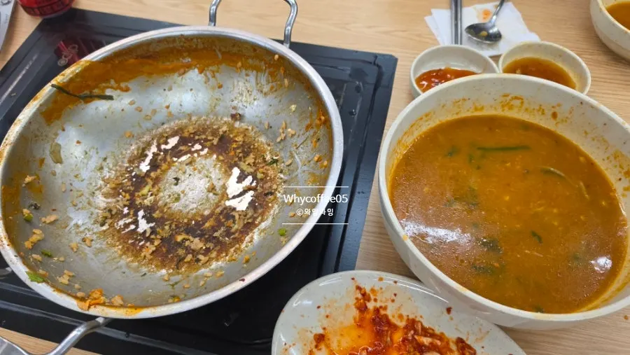 Table cleared even of the fried rice