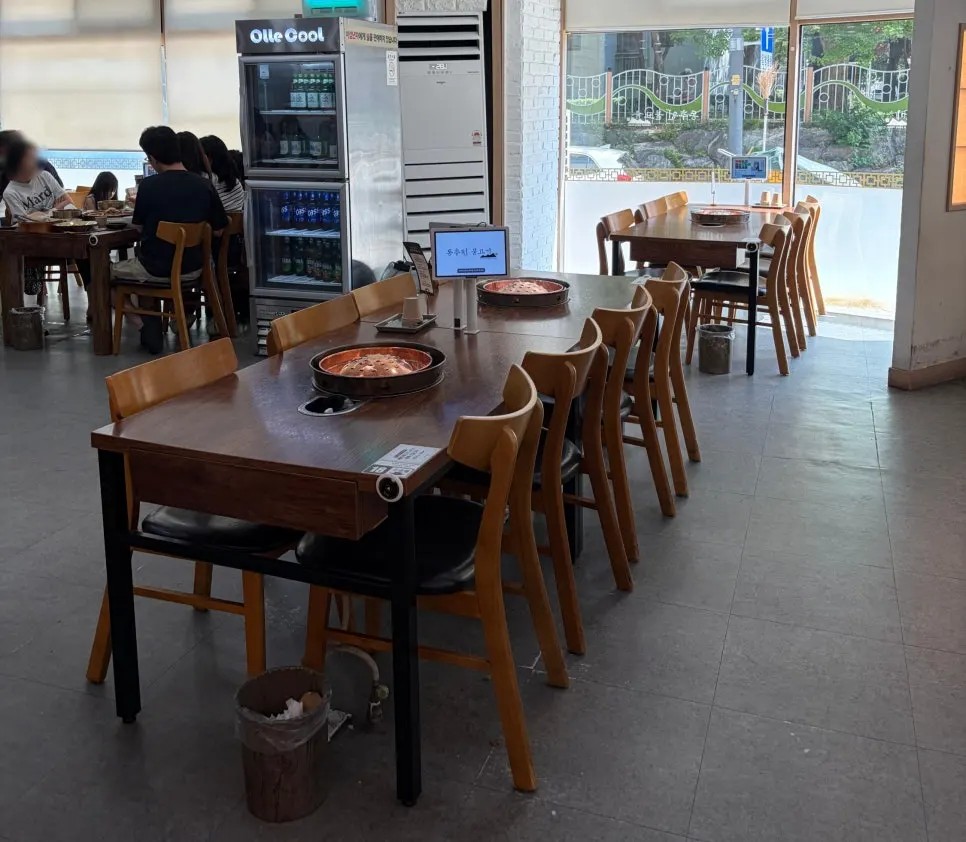 Group seating and private room at Dongchuwon Bulgogi