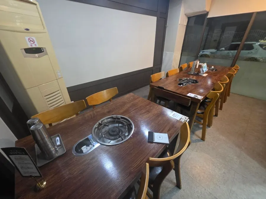 Busy interior of Dongchuwon Bulgogi on a weekday