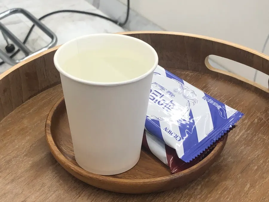 롤을 말아 열처리하는 펌 과정