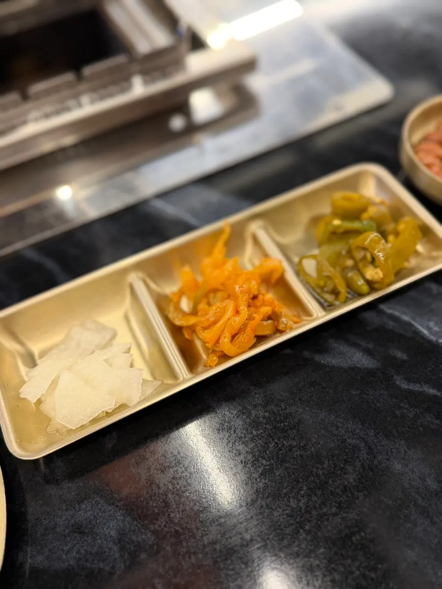 Side dish spread at Yangbokjeom Dongdaegu Station Branch