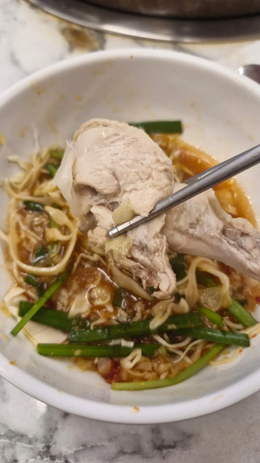 Dak hanmari broth with vegetables