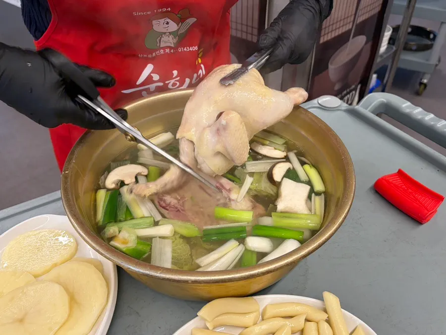 Sunhui makgeolli, sold only at Sunhuine