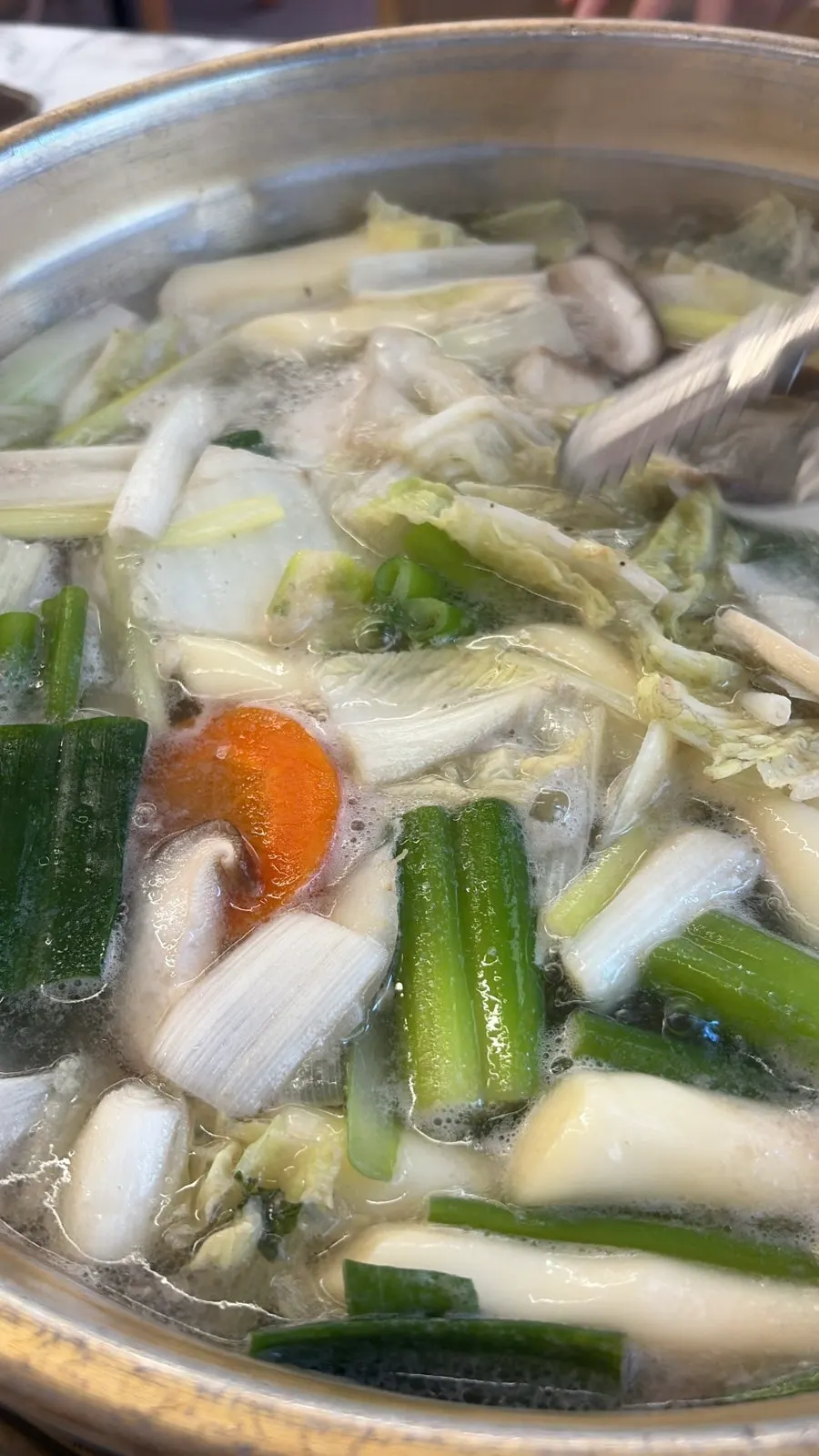 Mushrooms and potatoes in the dak hanmari