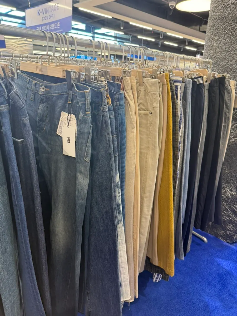 Vintage T-shirt display