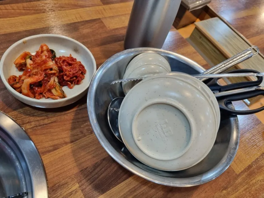 해물칼국수 한 상 차림