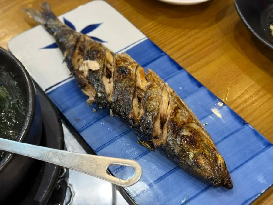 부추전과 돼지고기 수육 기본찬