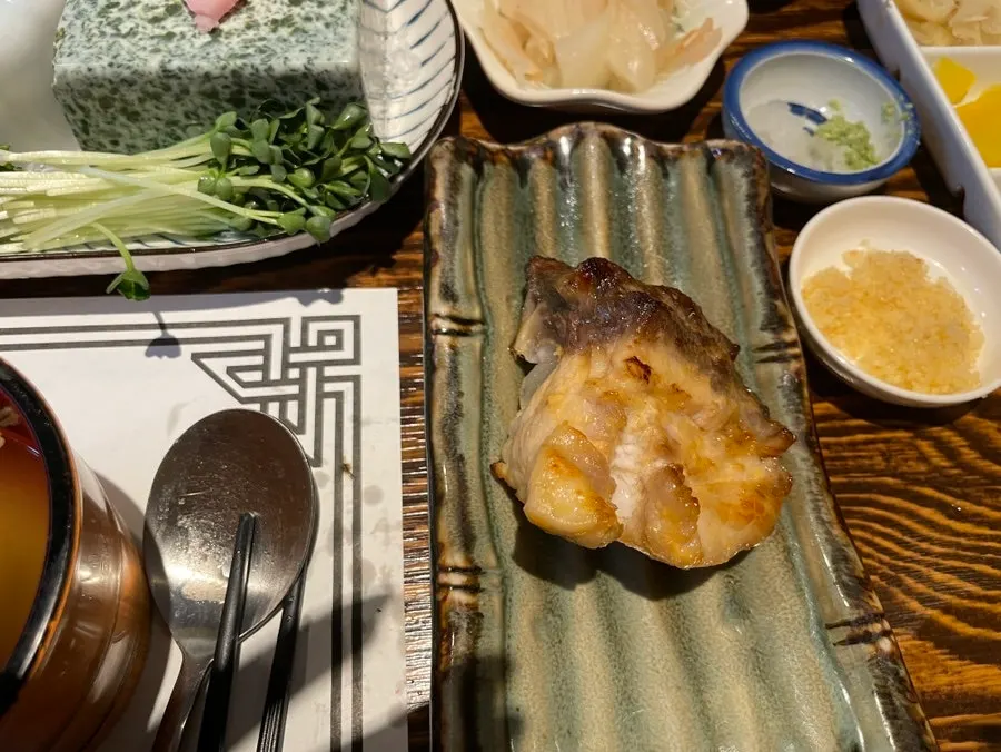 참치 조림 사이드 메뉴