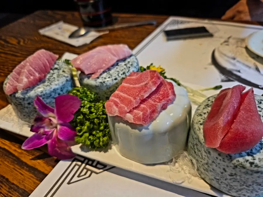 The third round of tuna at Donggyeong Sukseong Chamchi