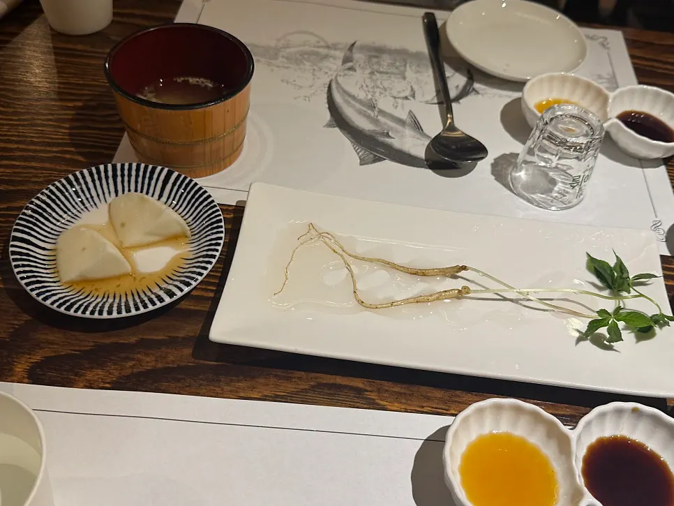 Appetizer plate at the start of the course