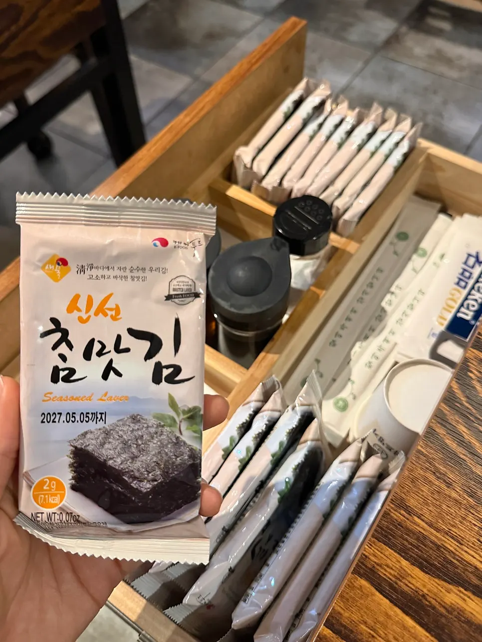 Tuna wrapped in seaweed and kimchi