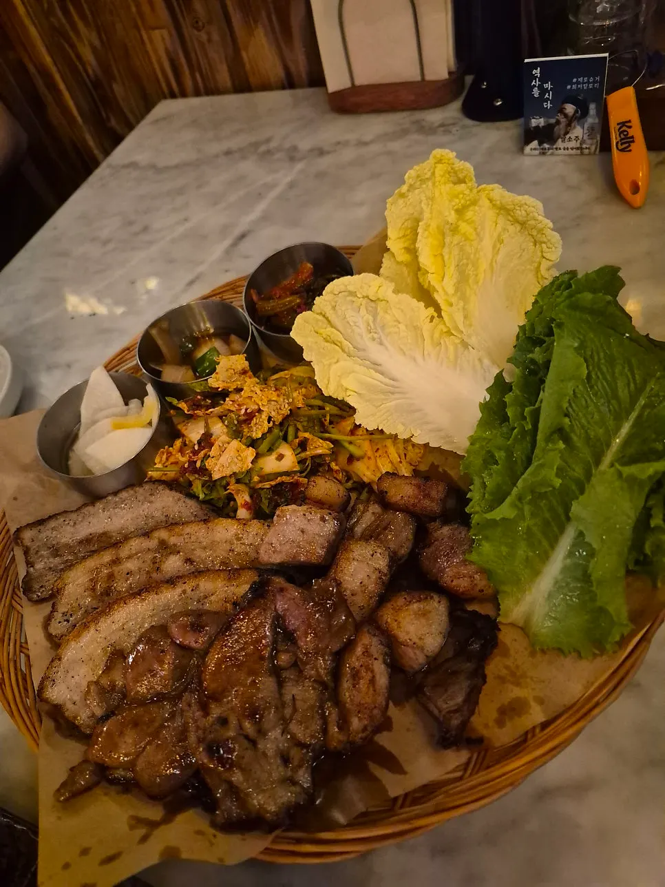 Meat spread in a private room with a child at Ju Myeongdang in Dongmyeong-dong, Gwangju