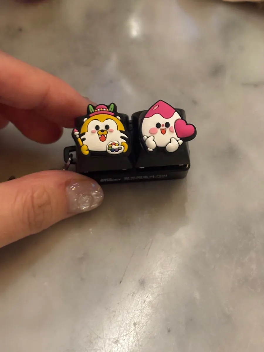 A keycap received as a gift from a friend