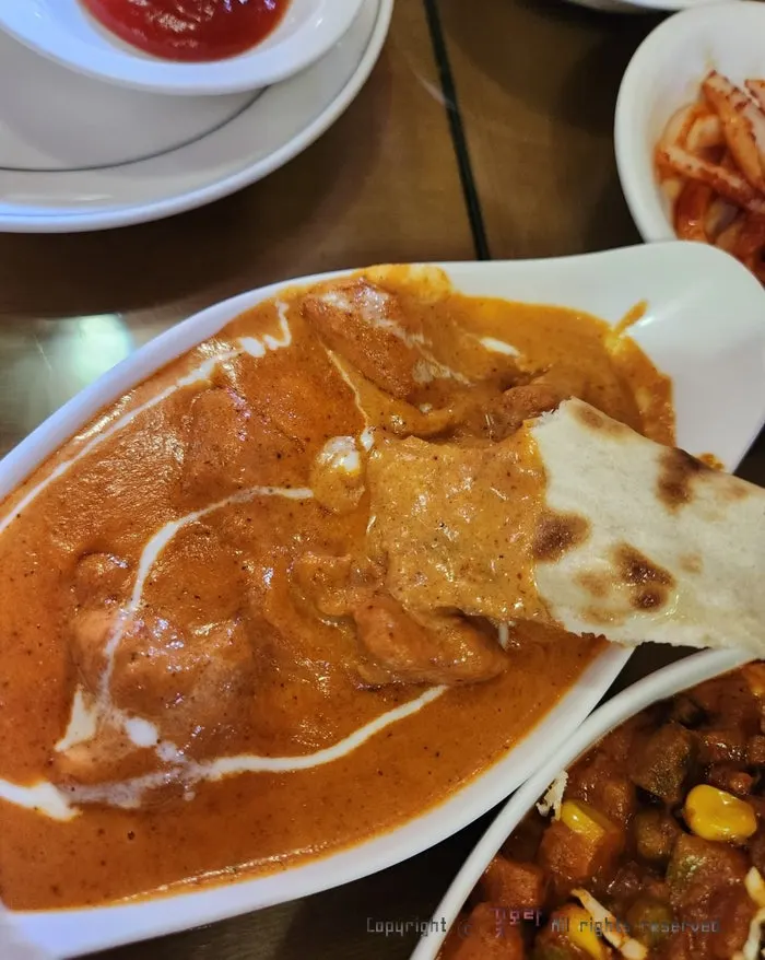 아삭한 식감의 야채커리