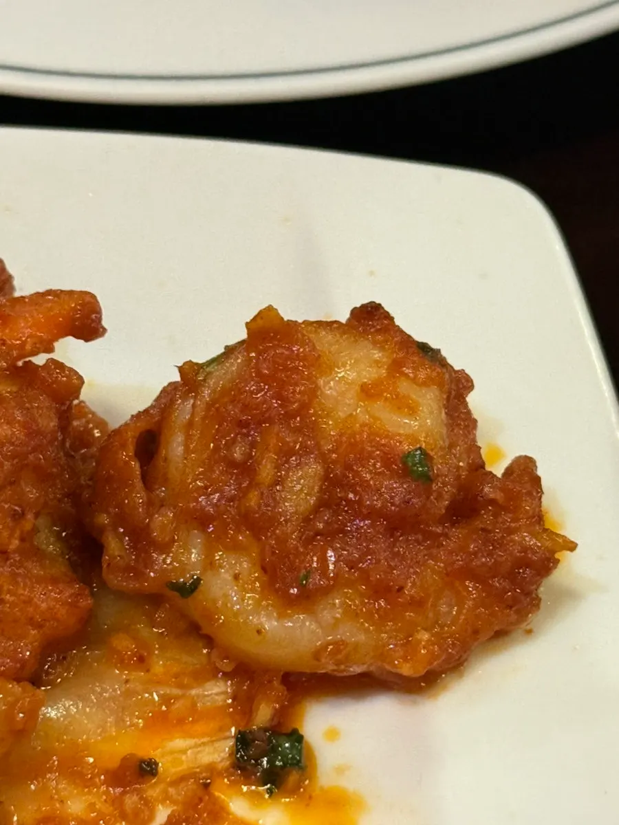매콤한 새우 칠리 한 접시