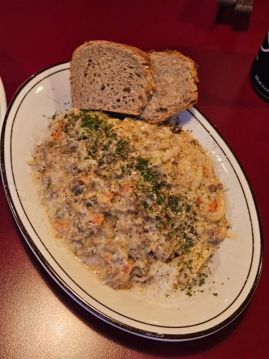 A plate of Dongmyo Market's cream ragu pasta