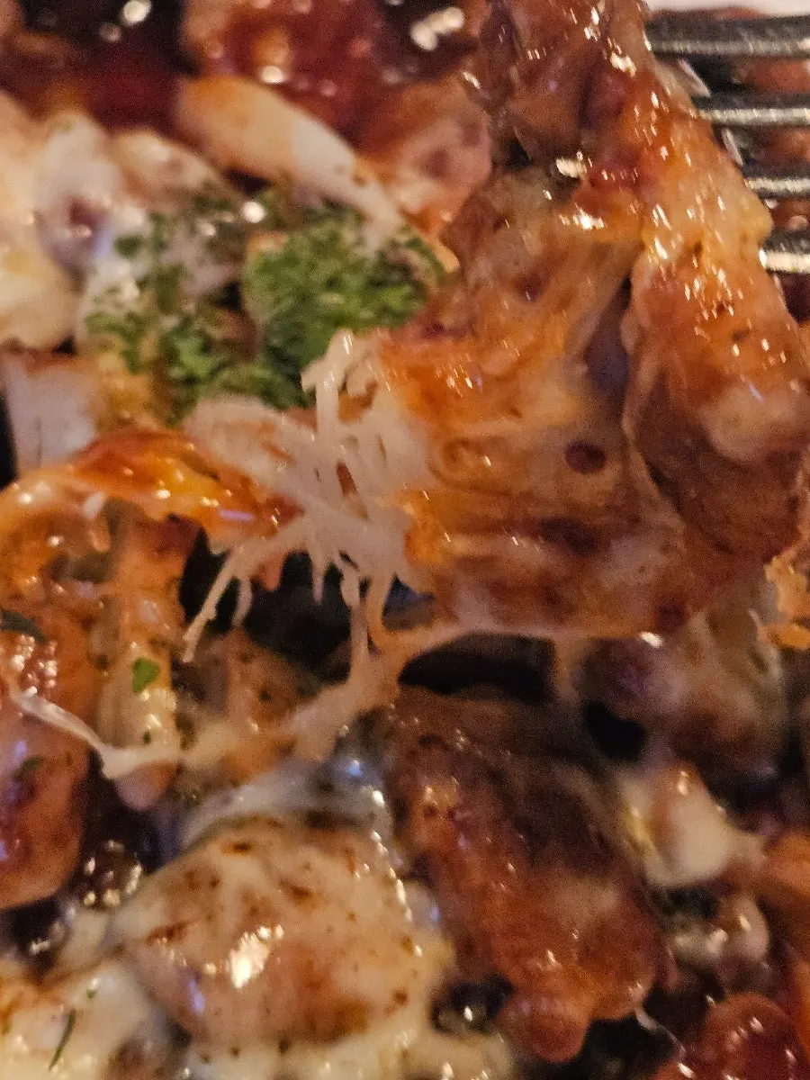Table alternating between pasta and pork chop