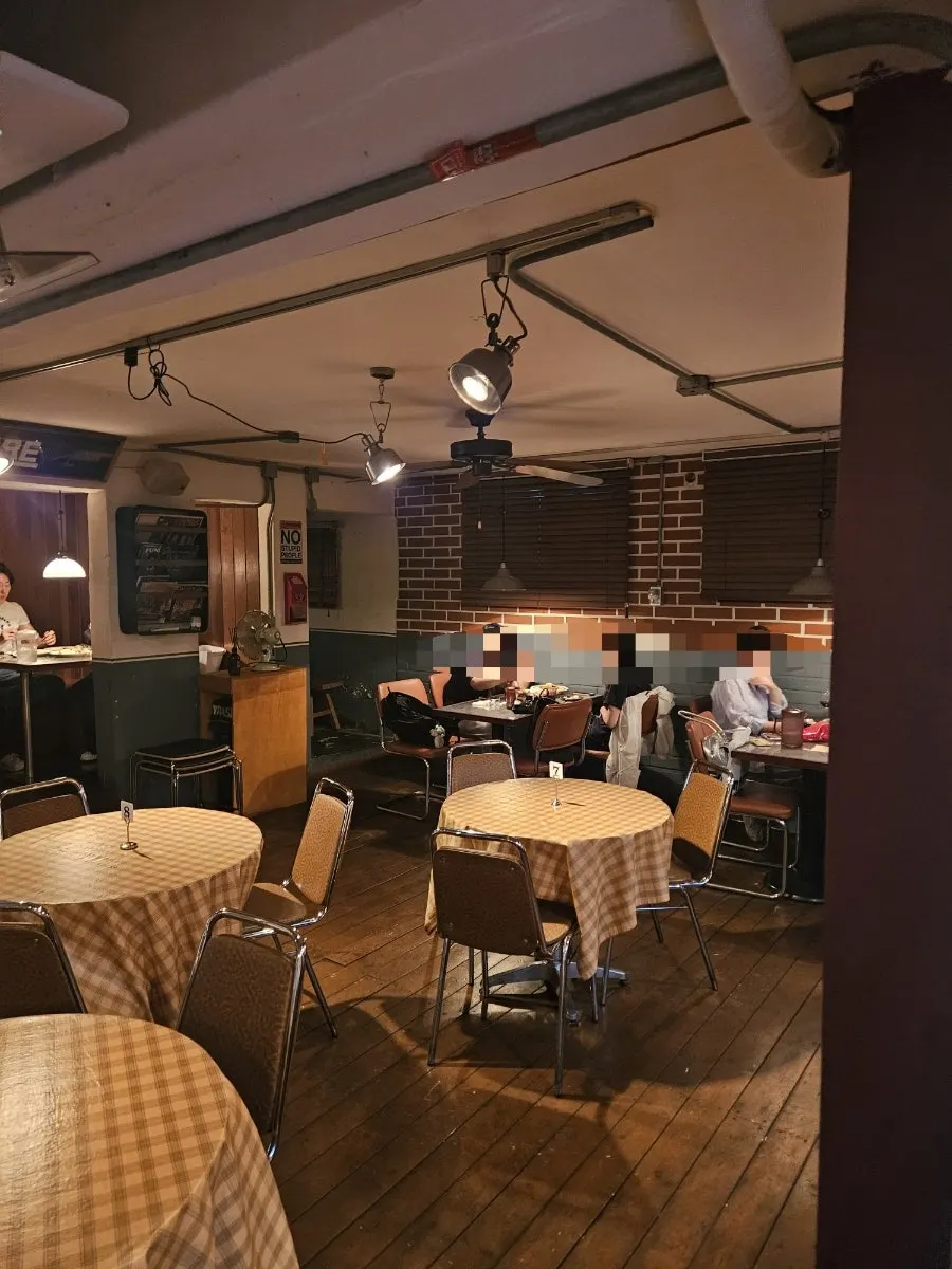Interior design of Dongmyo Market