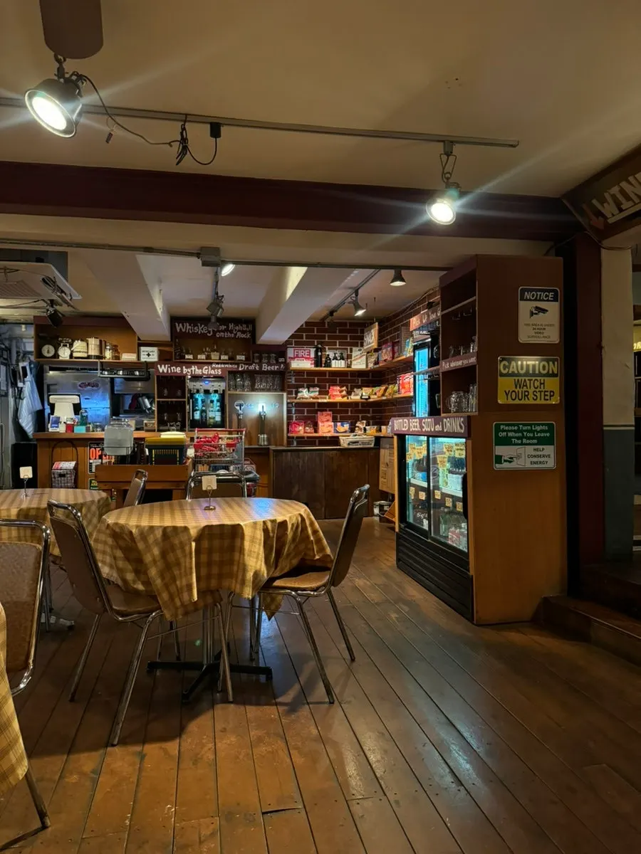 The unusual wine bar atmosphere at Dongmyo Market