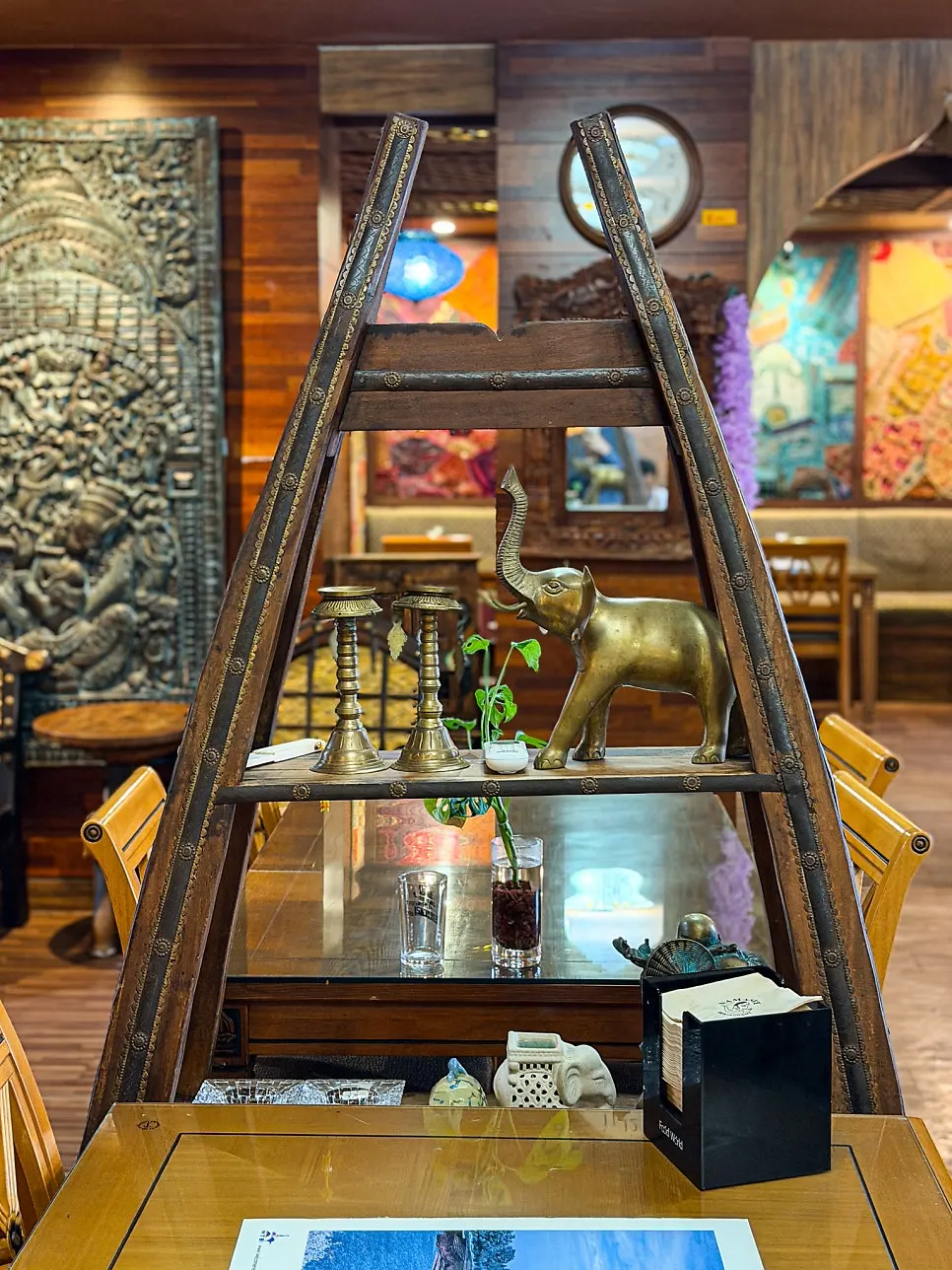 Clean decor items inside the restaurant