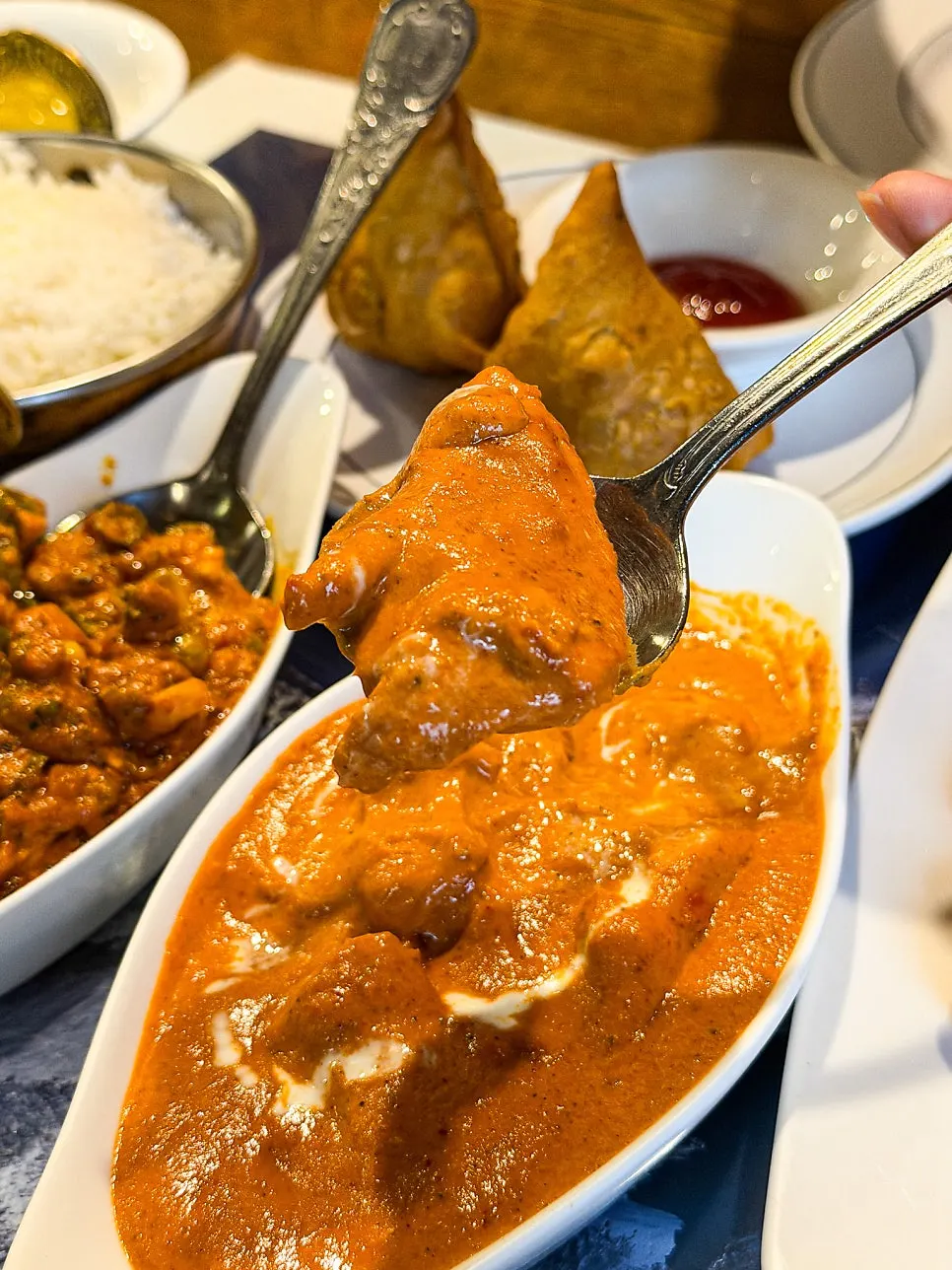 Chicken makhani curry with naan