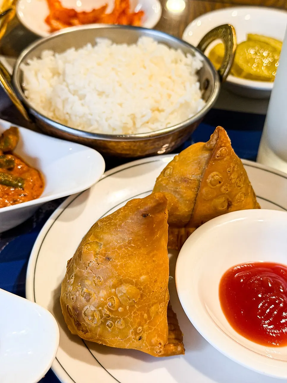 Crispy samosa, two pieces
