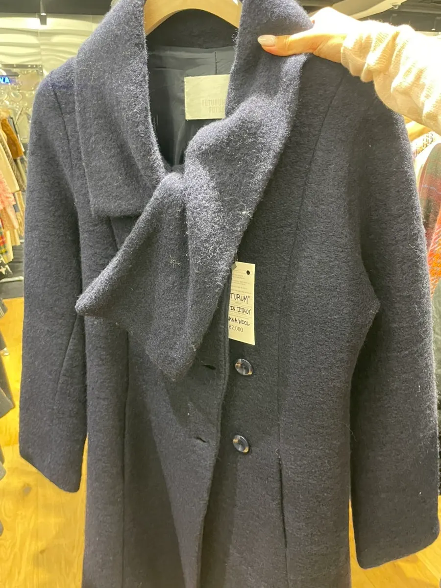 Outerwear zone with short coats to long coats