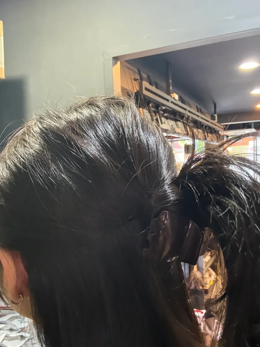 Hair dried at home 5 days after the volume magic straightening