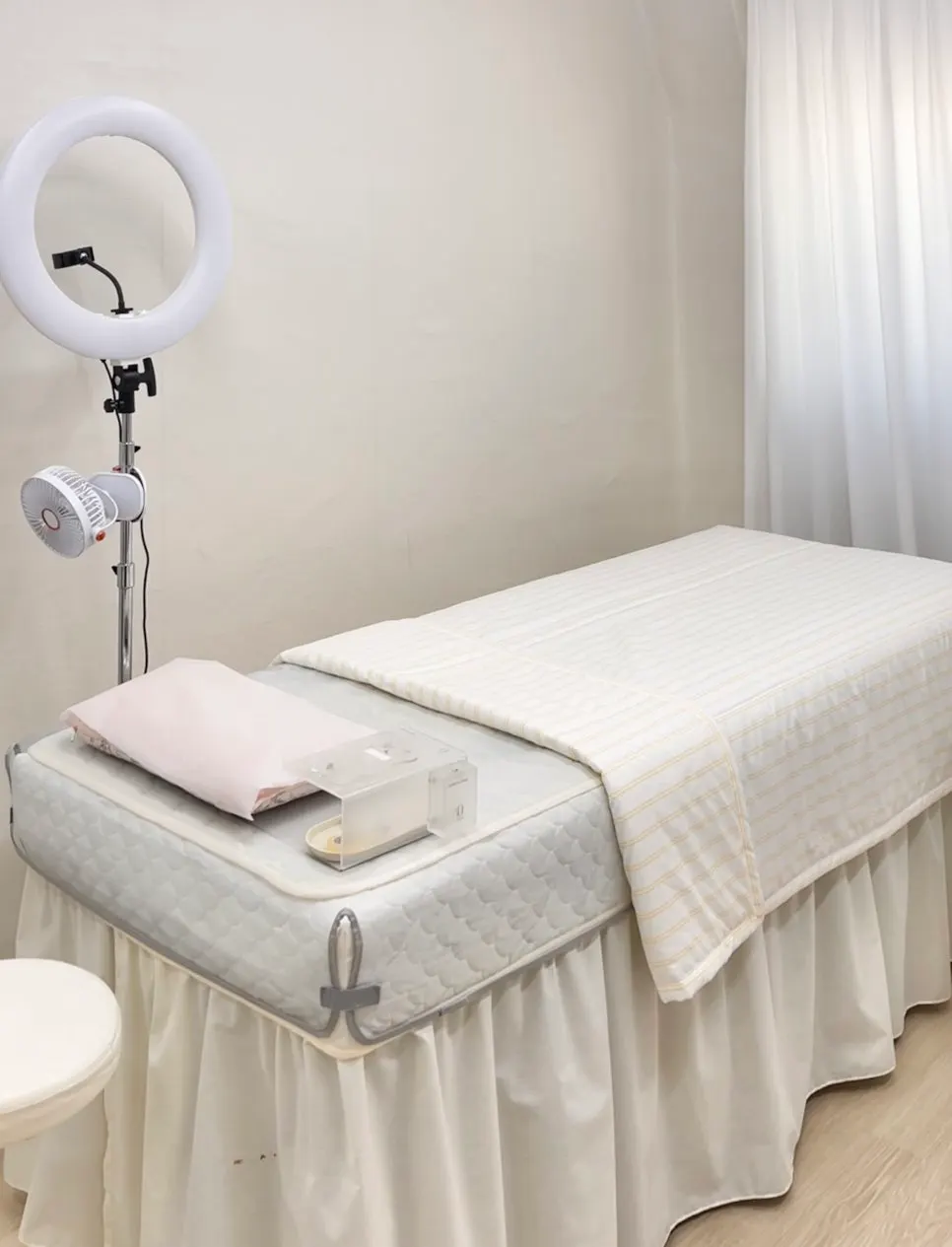 White-toned interior of Beauty Haze