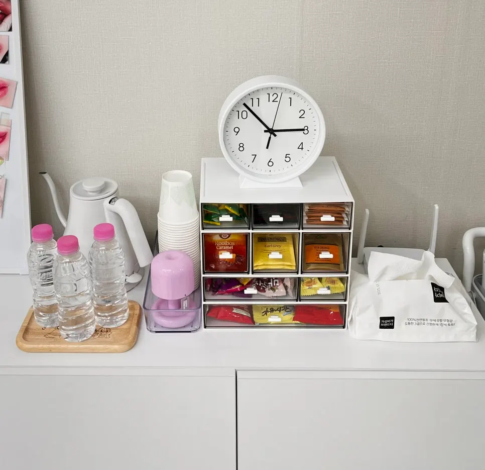 Water and snacks prepared in the waiting area